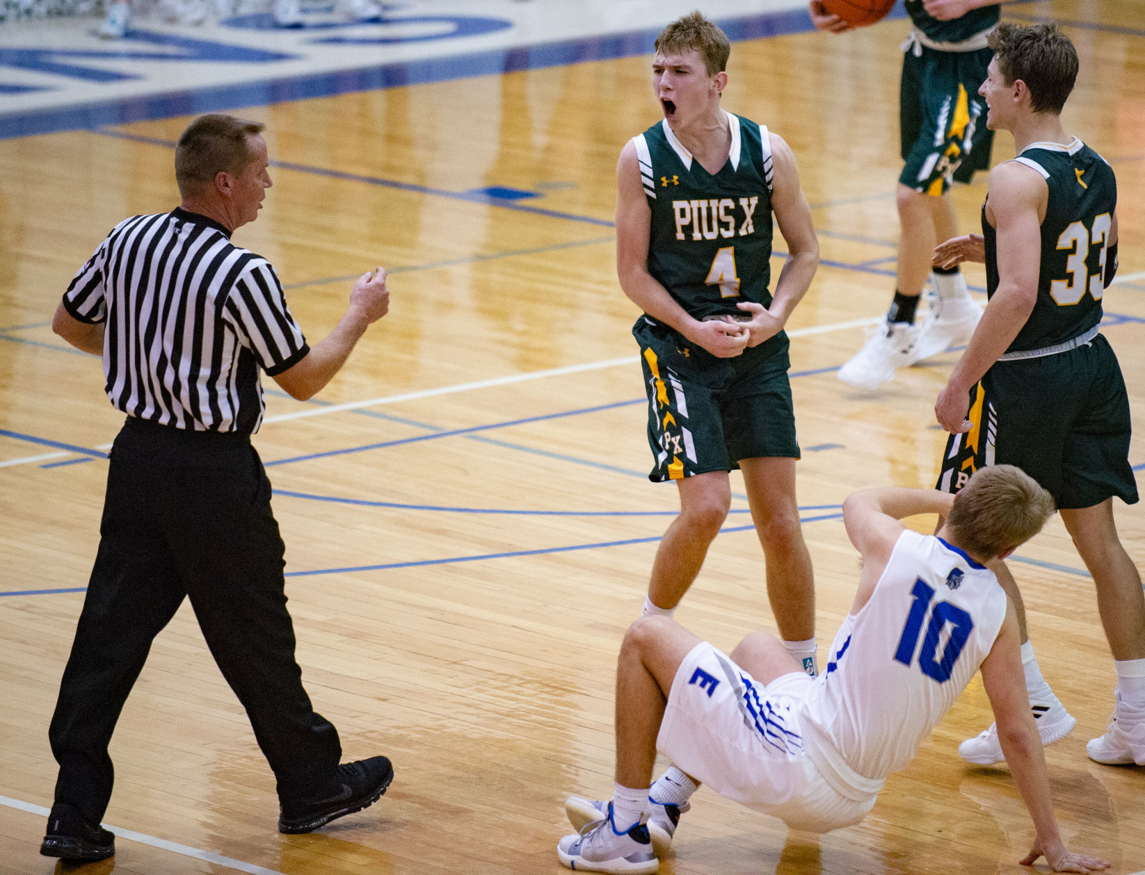 Lincoln Pius X vs. Lincoln East, 12.21